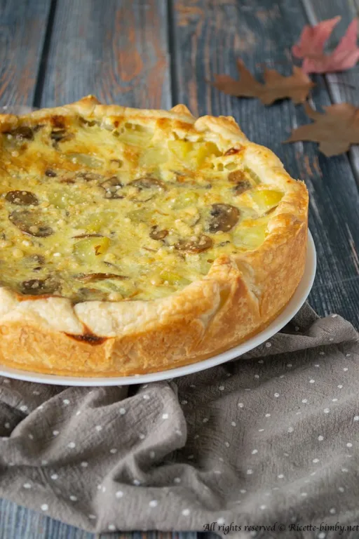 Torta salata funghi, patate e speck bimby