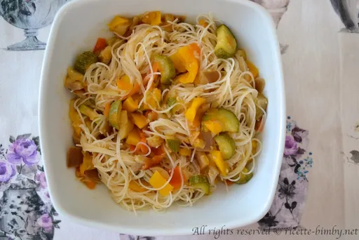 Spaghetti di riso con verdure bimby