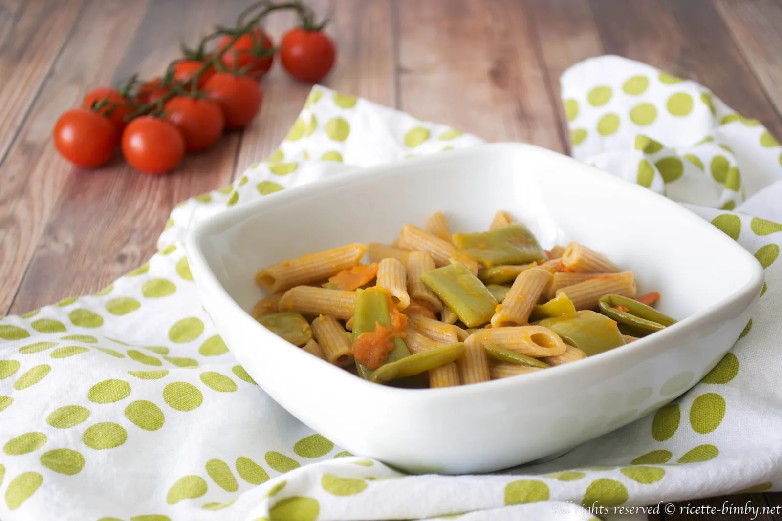 Pennette integrali con taccole e pomodorini Bimby