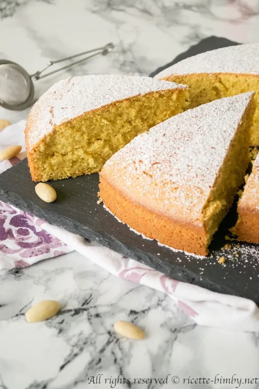 Torta alle mandorle e zafferano bimby