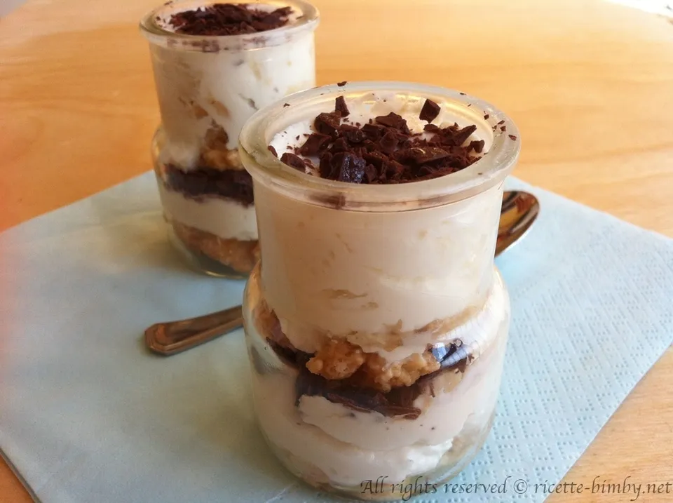 Bicchieri di ricotta e cioccolato Bimby