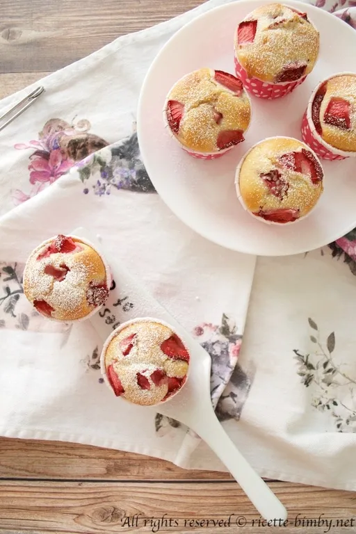Muffin yogurt e fragole bimby