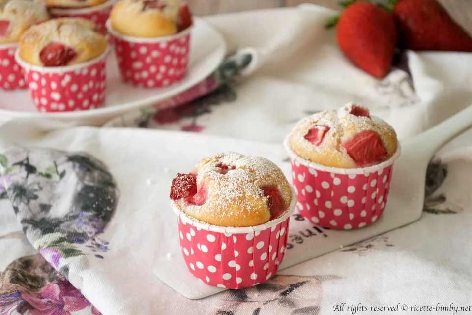 Muffin yogurt e fragole Bimby