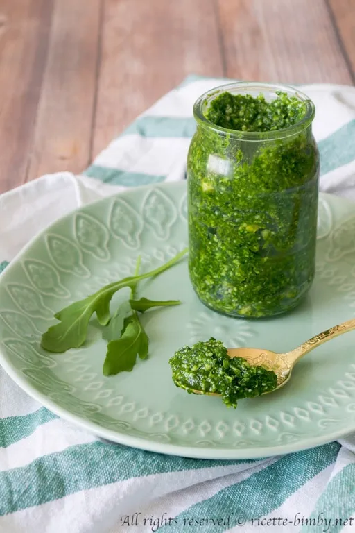 Pasta senza glutine con pesto di rucola bimby