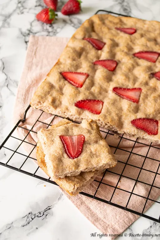 Focaccia dolce alle fragole bimby
