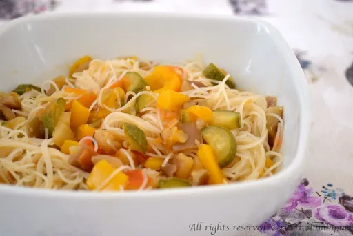 Spaghetti di riso con verdure bimby