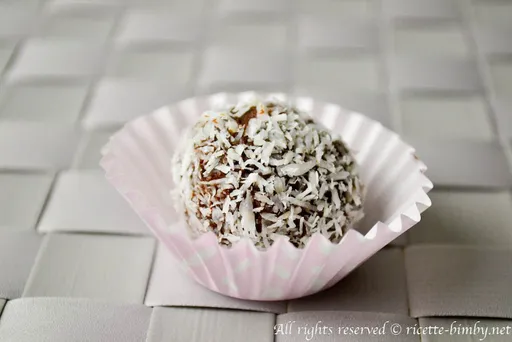 Tartufi avocado e cioccolato bimby