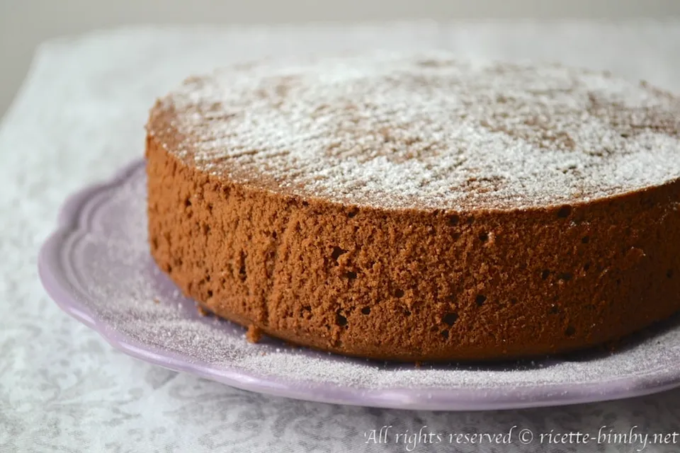Torta agli albumi e cioccolato Bimby