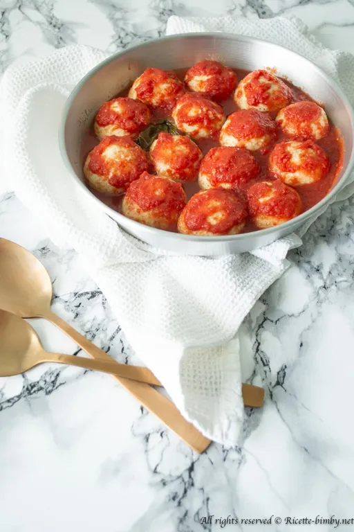 Polpette di ricotta al sugo bimby