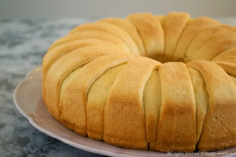 Corona di pane ripiena Bimby