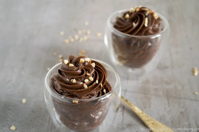 Mousse di cioccolato e avocado Bimby