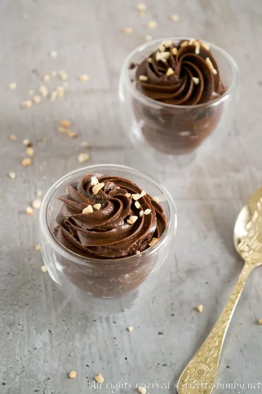 Mousse di cioccolato e avocado bimby