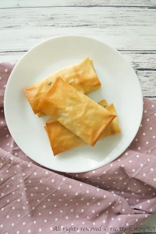 Involtini di pasta fillo con spinaci e feta bimby