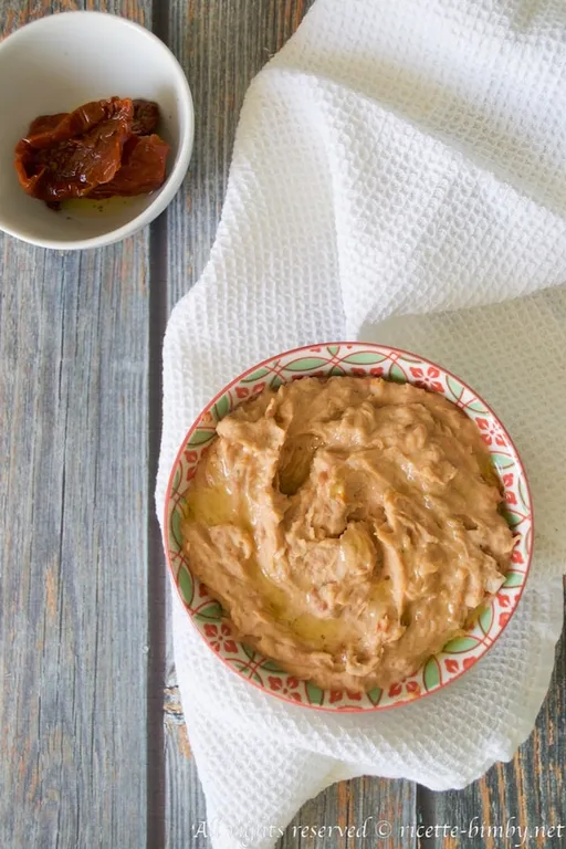 Hummus di pomodori secchi bimby