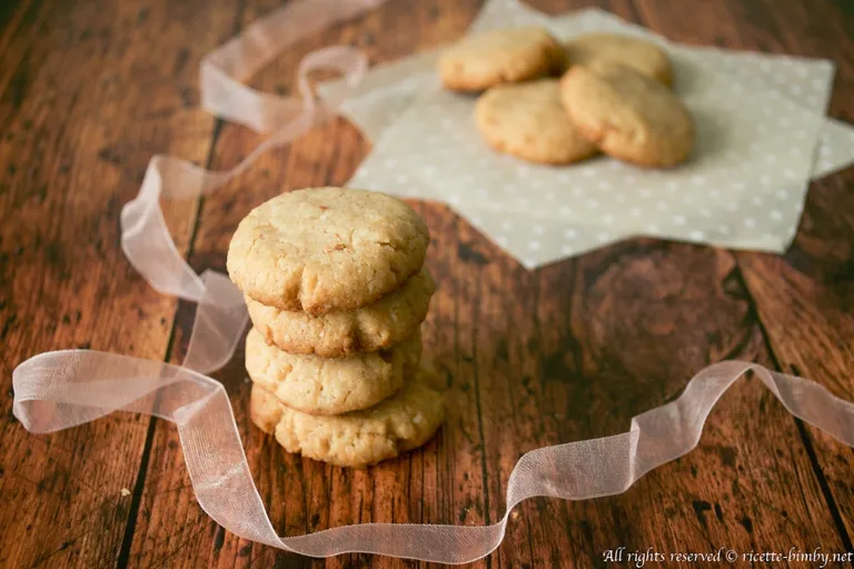 Biscotti al cioccolato bianco Bimby