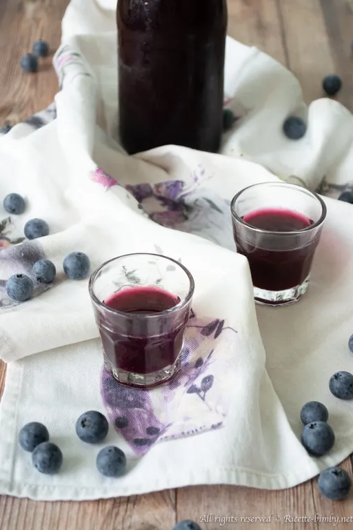 Liquore ai mirtilli bimby