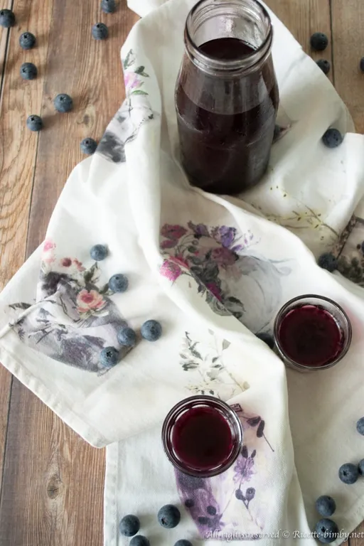 Liquore ai mirtilli bimby