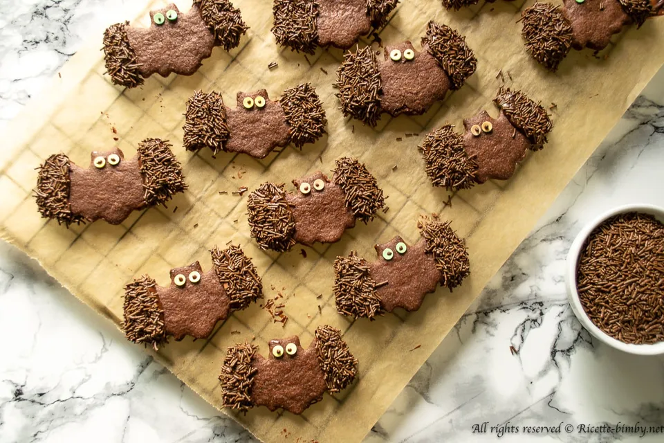 Biscotti a forma di pipistrello Bimby