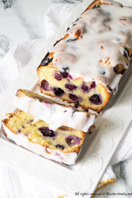 Plumcake mirtilli mandorle e limone bimby